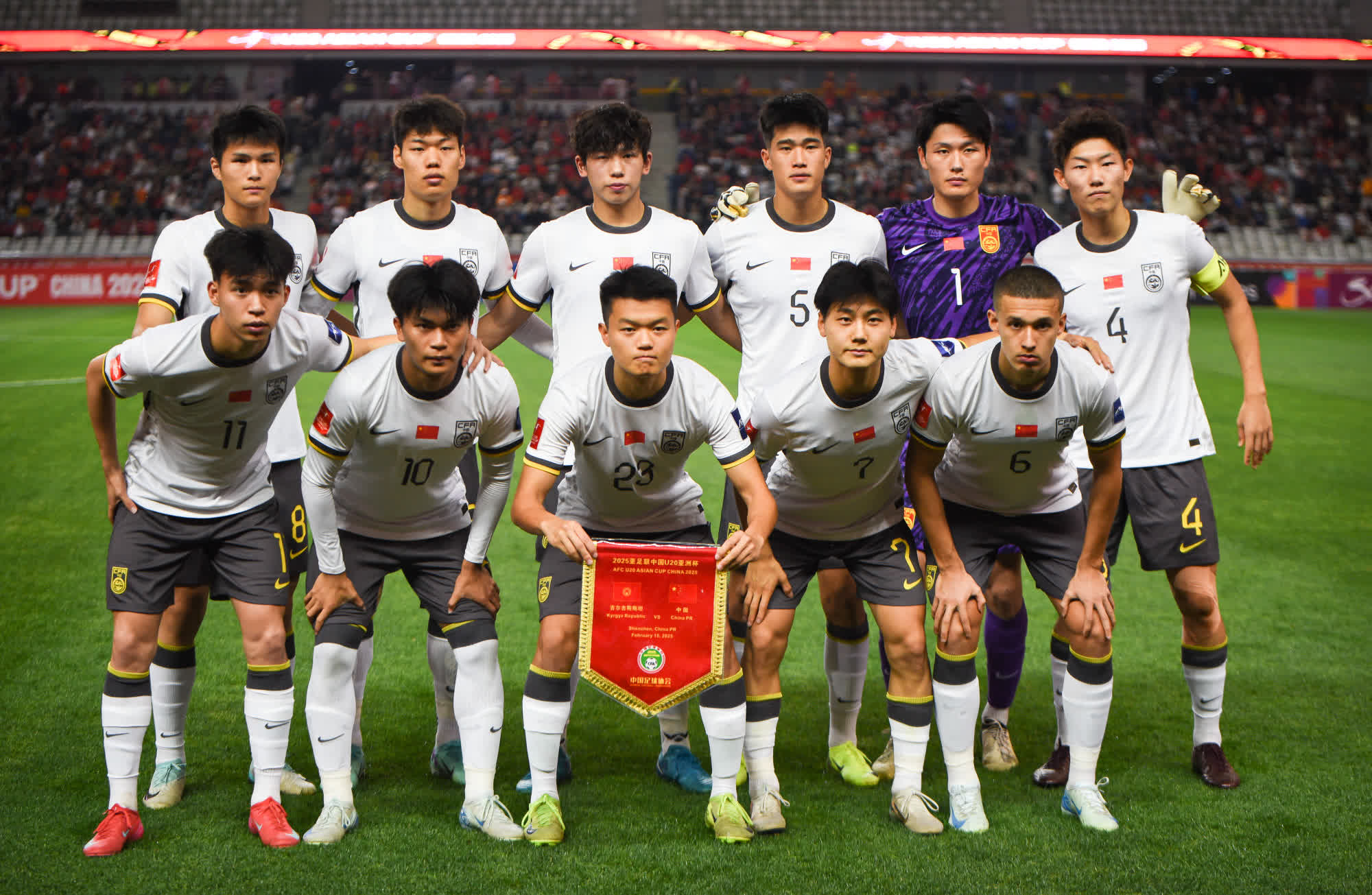关于人球员集体亮眼：团结一心恐怕无人能敌的信息